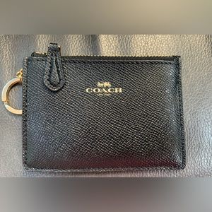 Coach Mini Card/ID/Coin Holder with attached key ring- NWOT